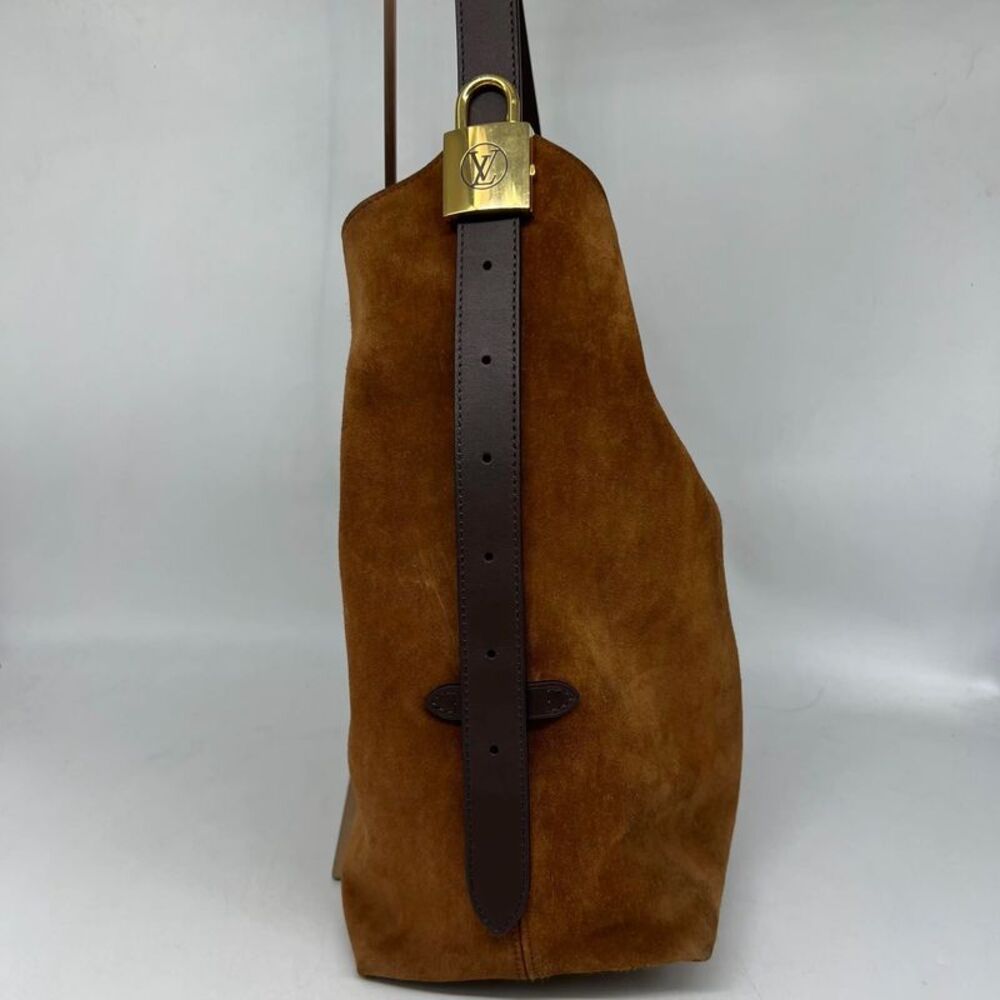 Louis Vuitton Women Pre-Loved Bag Very Good Condition - Picture 4 of 9